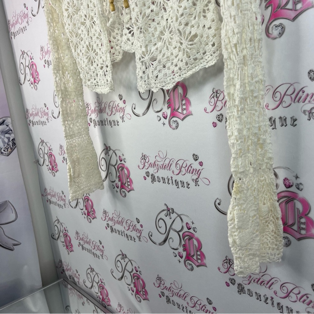 David brooks hand crochet long sleeve cardigan Women's Cream Crochet Top - Picture 4 of 11